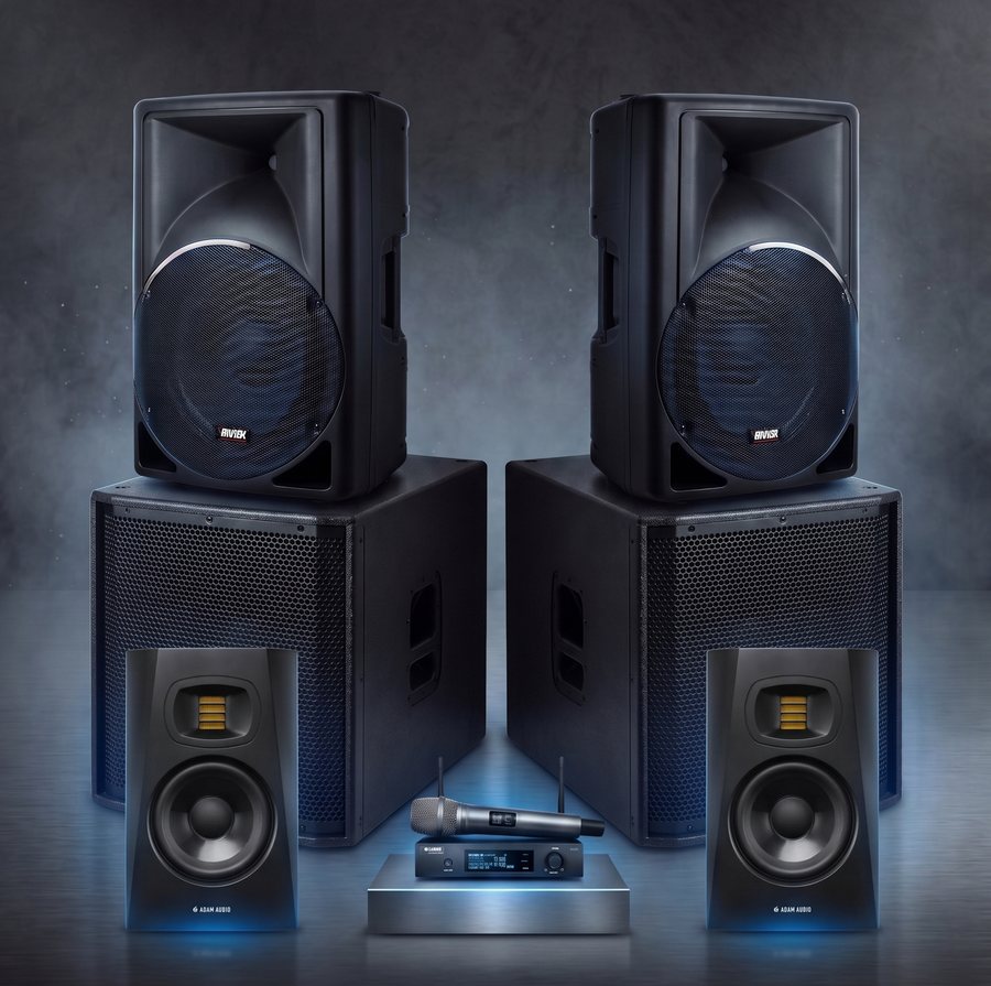 Nivel Pro: dos cajas activas, dos subbajos reforzados y dos monitores de retorno